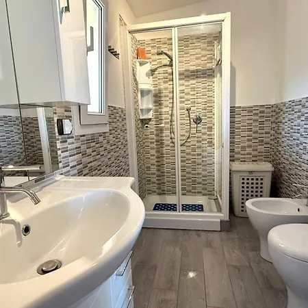 Apartamento Se132 - Comodo Trilocale A Pochi Minuti A Piedi Dal Centro Di *